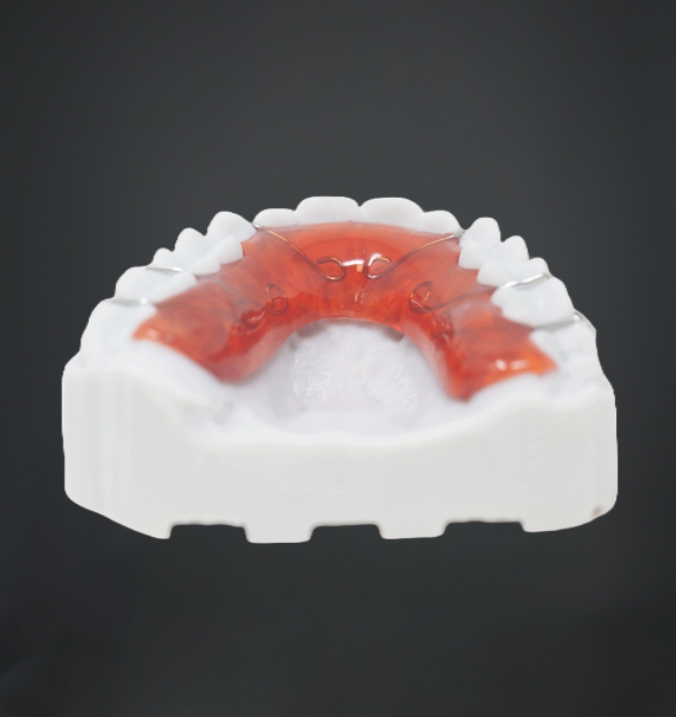 hawley retainer